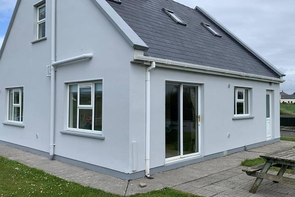 Elegant Lahinch/ Liscannor Cottage 3B 3Br المظهر الخارجي الصورة