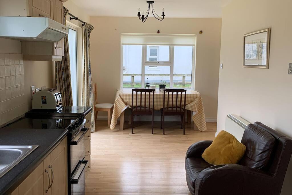 Elegant Lahinch/ Liscannor Cottage 3B 3Br المظهر الخارجي الصورة