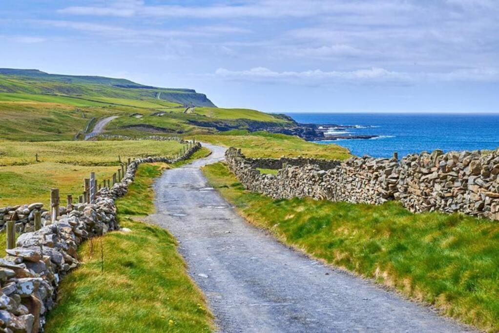 Elegant Lahinch/ Liscannor Cottage 3B 3Br المظهر الخارجي الصورة